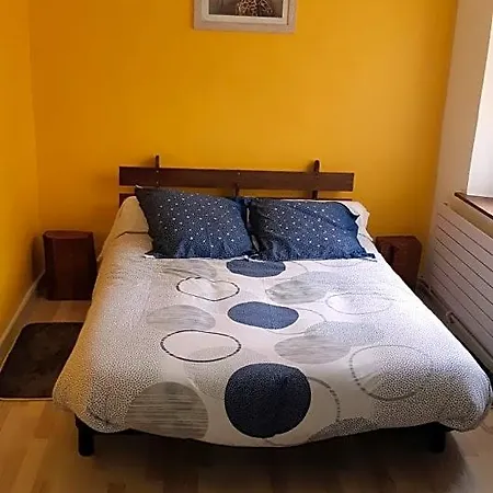 Les Hauts De Bed and Breakfast *
